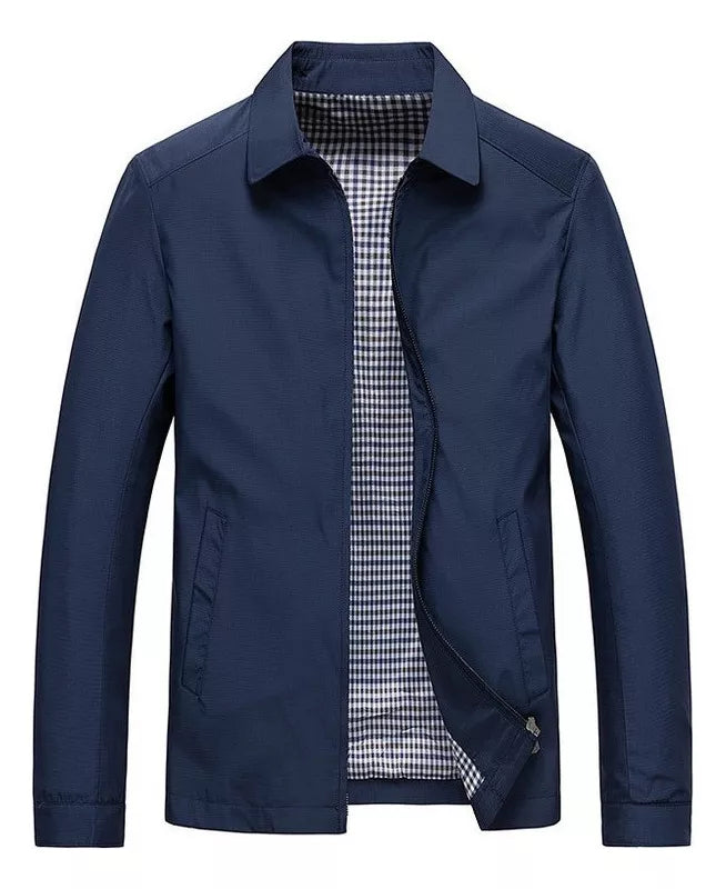 Klassische wasserdichte Jacke